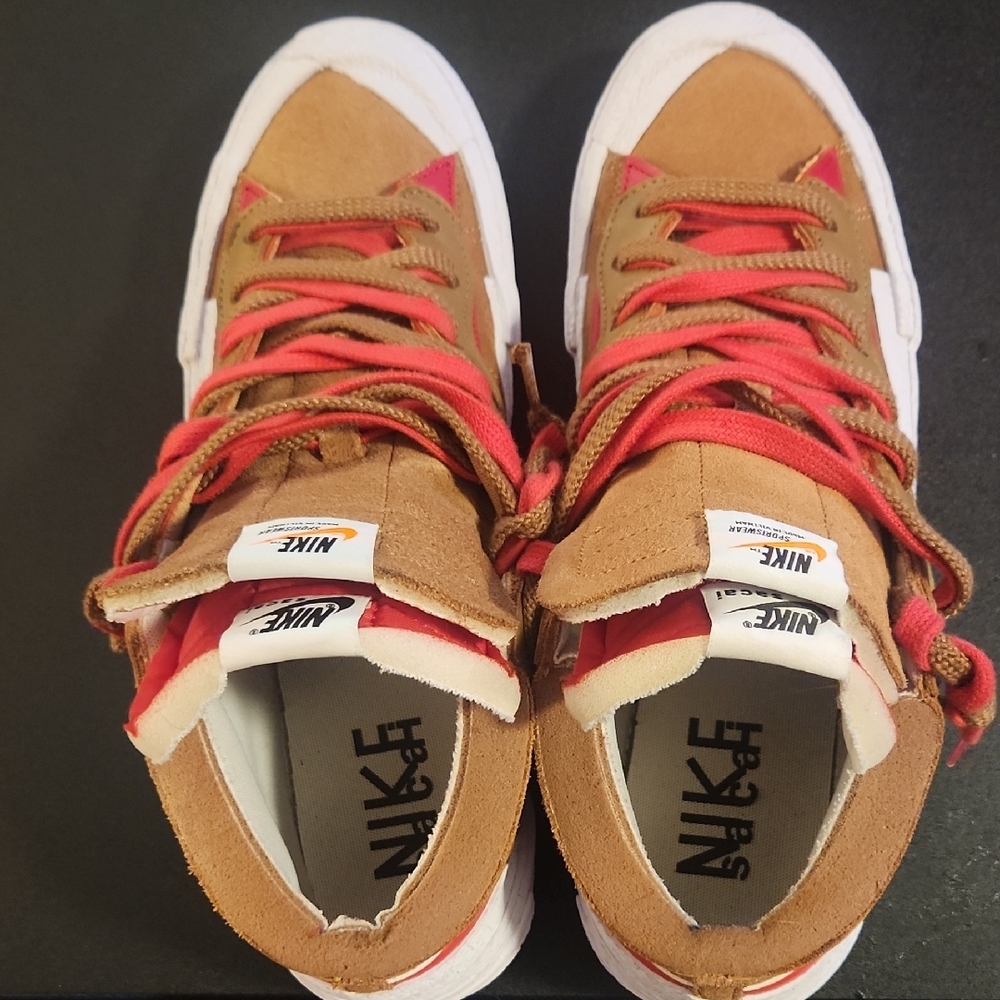 "Nike Blazer Low × Sacai Sneakers - Picture 5 of 8